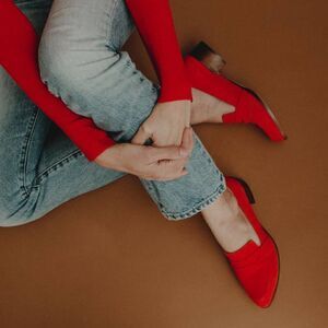 THELMA THE PENNY LOAFER FLAME SIZE 38, USA 7 RETAILS $388